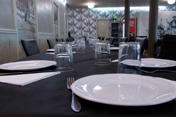 mesas-restaurante-epermendi-ugaran-bizkaia mesas-restaurante-epermendi-ugaran-bizkaia