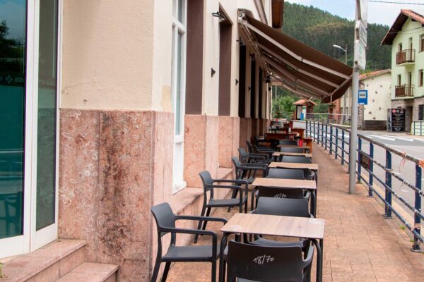 terraza-restaurante-epermendi-ugaran-bizkaia terraza-restaurante-epermendi-ugaran-bizkaia